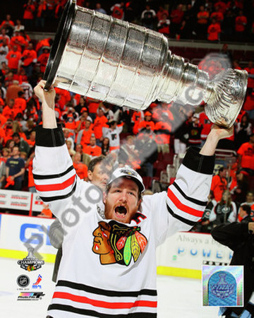 Duncan Keith with the 2010 Stanley Cup Poster