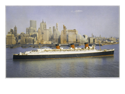 Queen Mary sailing out of New York.