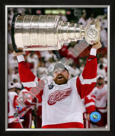 Kris Draper with the Stanley Cup, Game 6 of the 2008 NHL Stanley Cup Finalsl; #33