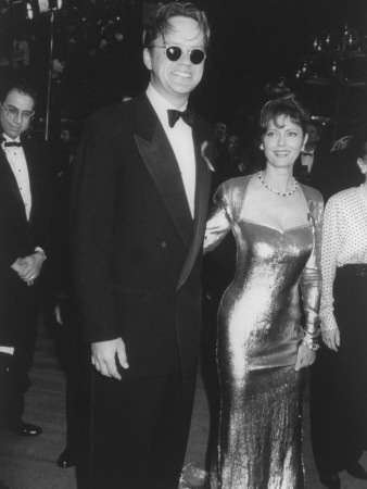 Actors Tim Robbins and Susan Sarndon on their Way to the Academy Awards