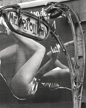 Les Jambes du Métro, Paris, 1971