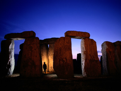 Buy Twilight View of the Ruins of Stonehenge at AllPosters.com