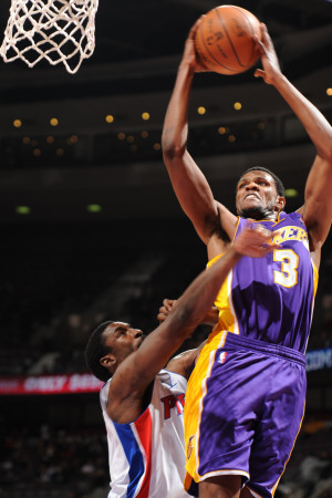 Los Angeles Lakers v Detroit Pistons: Devin Ebanks and Ben Gordon
