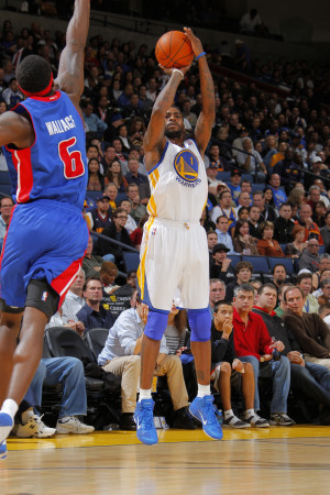Detroit Pistons v Golden State Warriors: Ben Wallace and Dorell Wright