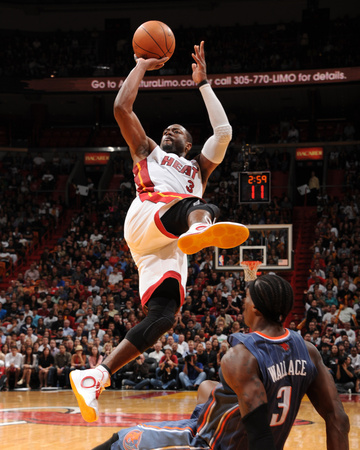 Buy Charlotte Bobcats v Miami Heat: Dwyane Wade at AllPosters.com