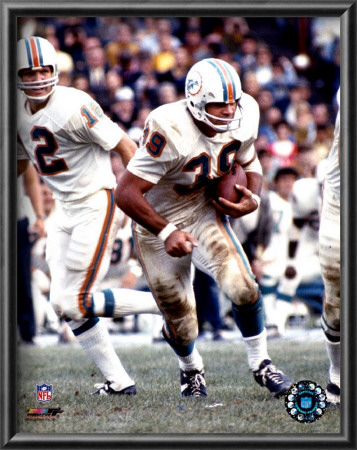 Larry Csonka - Rushing With Ball