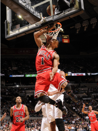 Buy Chicago Bulls v San Antonio Spurs: Derrick Rose at AllPosters.com