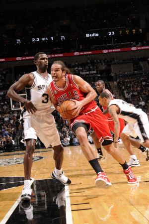 Chicago Bulls v San Antonio Spurs: Joakim Noah and Antonio McDyess Photographic Print
