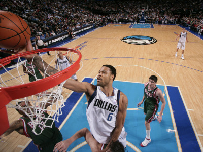 Buy Milwaukee Bucks v Dallas Mavericks: Tyson Chandler at AllPosters.com