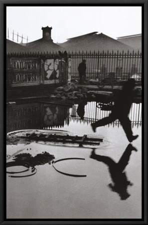 Buy Derriere la Gare Saint-Lazare, Paris at AllPosters.com