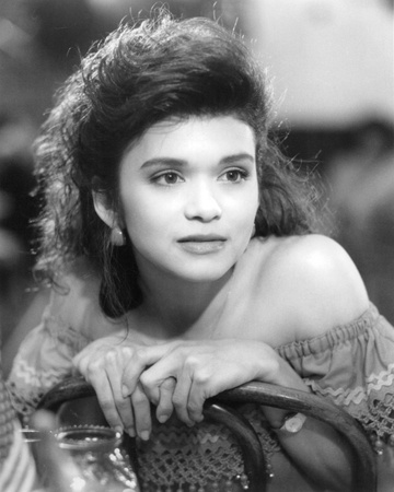 Nia Peeples