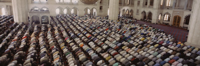 Friday Noon Prayer at Selimiye Mosque, Edirne, Turkey