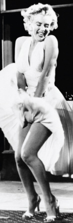 Marilyn Monroe-Skirt Raise