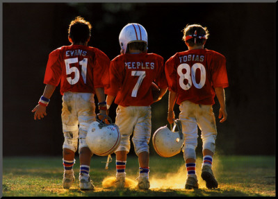 Winners Never Quit - Football
