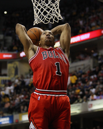 Chicago Bulls v Indiana Pacers - Game Four, Indianapolis, IN - APRIL 23: Derrick Rose