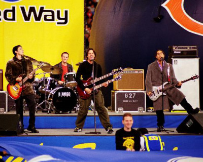 Third Eye Blind, Steve Galli, 1999, Pontiac Silverdome, Pontiac, Michigan - Buy this photo at AllPosters.com