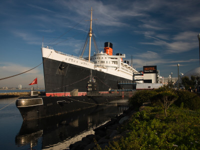 RMS Queen Mary Cruise Ship and Russian Submarine Scorpion at a Port, Long Beach