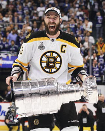 Boston Bruins - Zdeno Chara w/ Stanley Cup Poster