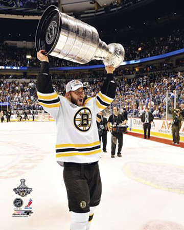 Boston Bruins - Nathan Horton w/ Stanley Cup Poster