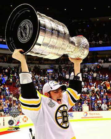 Boston Bruins - Tyler Seguin w/ Stanley Cup Poster