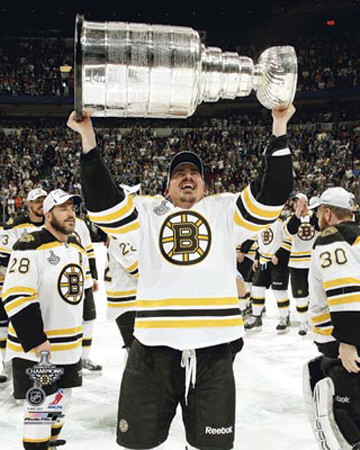 Boston Bruins - Tomas Kaberle w/ Stanley Cup Poster