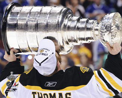 Buy Boston Bruins - Tim Thomas w/ Stanley Cup at AllPosters.com