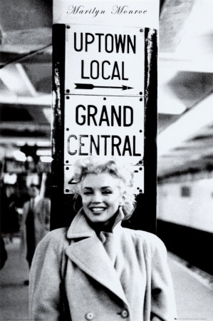 Marilyn Monroe - Grand Central Station