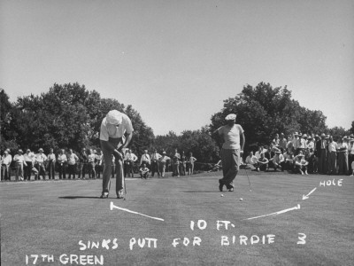Golfer Byron Nelson Putting for a Birdie on 17th Green Poster
