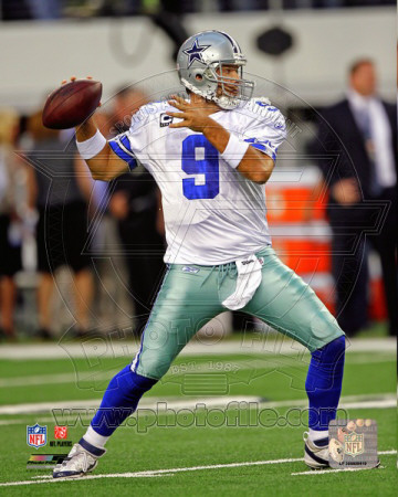 Tony Romo 2011 Action