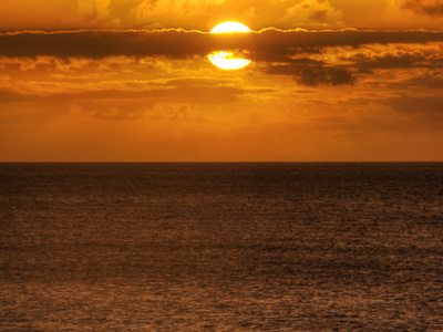 A Setting Sun Where the Perfect Maui Vacation Begins... at Ka