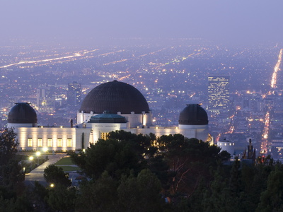 Buy Dawn at Los Angeles and the Griffith Observatory from Mount Hollywood at AllPosters.com