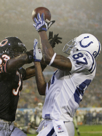Super Bowl Football: Miami, FLORIDA - Reggie Wayne Poster