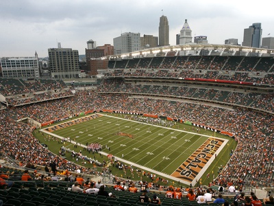 Buy Rams Bengals Football: Cincinnati, OHIO - Paul Brown Stadium at AllPosters.com