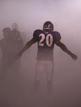 Buy VIKINGS RAVENS FOOTBALL: BALTIMORE, MARYLAND - Ed Reed at AllPosters.com