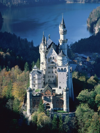 Neuschwanstein castle in autumn, Bavaria