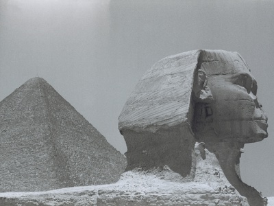 Sphinx And Pyramid/ Cairo/ Giza/Egypt
