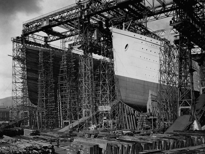 Olympic and Titanic Being Built