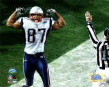 David Given - Super Bowl XXXIX - Celebrates After Catching a 4 yard Touch Down Pass