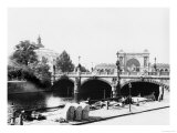 Buy View of the Moltke Bridge and Lehrter Bahnhof Station, Berlin, circa 1910 at AllPosters.com