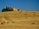 Hay Bales and Farm House Near Pienza, Pienza, Tuscany, Italy
