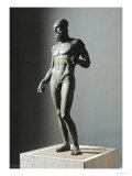 Riace Bronze (B), Statue of a Young Man with Helmet