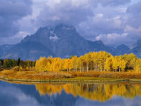 Mt, Moran and Snake River at Oxbow Bend, Grand Teton National Park, Wyoming, USA Autumn