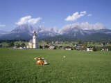 Going and Kaiser Mountains, Tirol (Tyrol), Austria