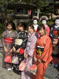 Girls Wearing Yukata, Kimono, Geisha, Maiko (Trainee Geisha) in Gion, Kyoto City, Honshu, Japan