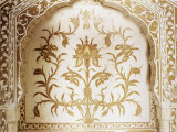 Depiction of Iris Painted on Wall in Dining Area, Samode Haveli, Gangapol District, Jaipur, India