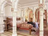 Sensitive Reproduction of Rajput Architecture in the Interior of the Guest Bedroom