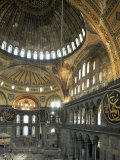 Interior of Santa Sofia (Hagia Sophia) (Aya Sofya), Unesco World Heritage Site, Istanbul, Turkey
