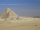 The Pyramids, Giza, Unesco World Heritage Site, with Cairo Beyond, Egypt, North Africa, Africa