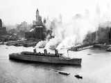 Queen Mary Leaves her New York Berth, c.1940