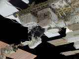 Buy STS-118 Astronaut, Construction and Maintenance on International Space Station August 13, 2007 at AllPosters.com